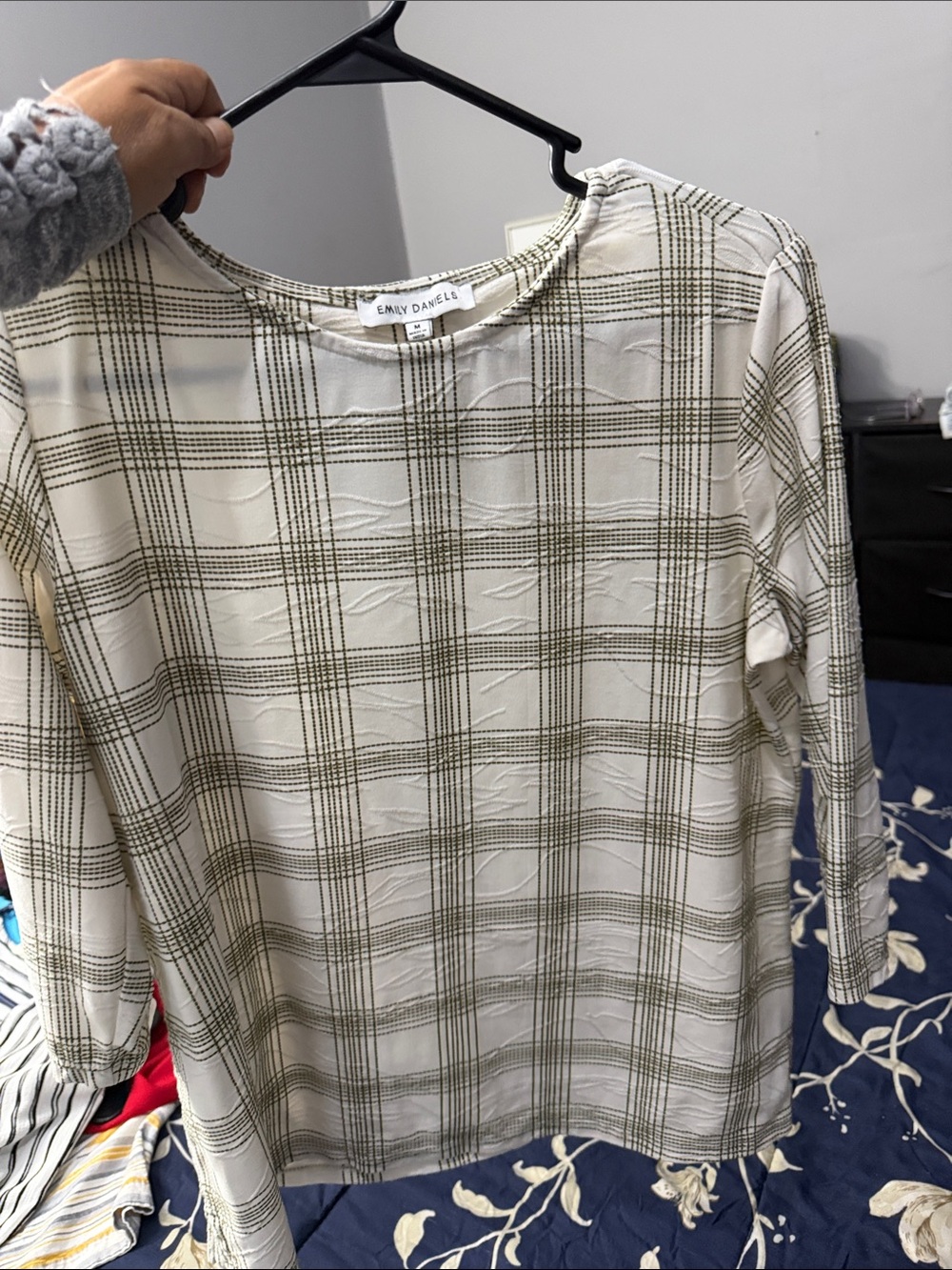 Emily Daniels Cream Plaid Long-Sleeve Tee
